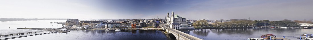 Panorama showing Roscommon side of Athlone